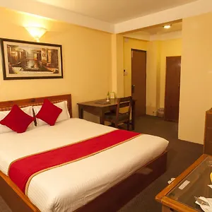 Royal Astoria Hotel