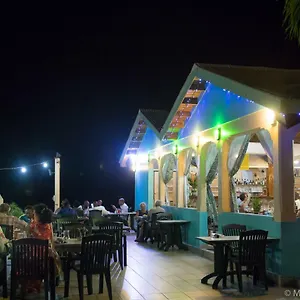 Sunset Bay Club Colihaut