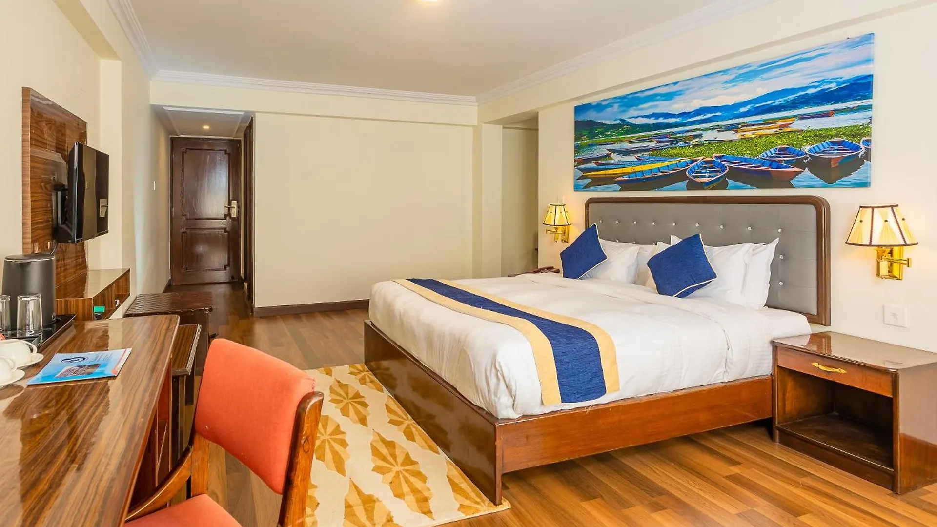 Kathmandu Business Hotel 4*,